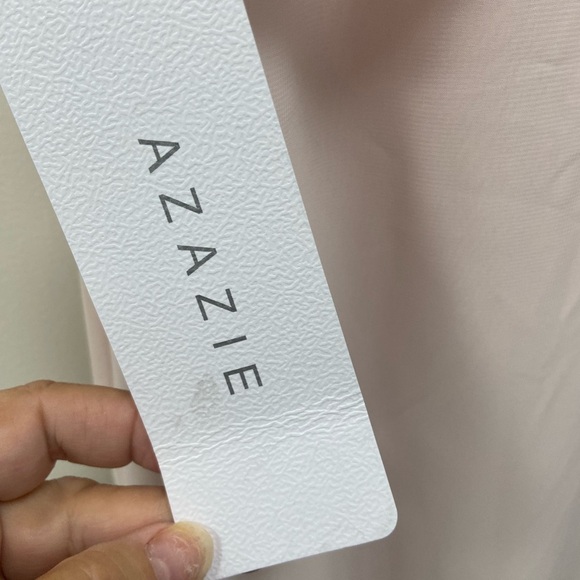 Azazie Size A4 Blush Pink long Sleeveless Gown $190 - Picture 3 of 16